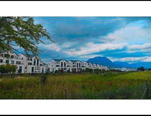 2 BEDROOM APARTMENT FOR SALE IN DE VELDE